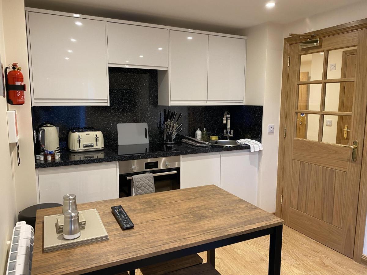 Waverley Inn Holiday Apartments إينفيرنيس المظهر الخارجي الصورة