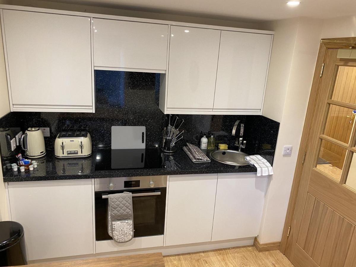 Waverley Inn Holiday Apartments إينفيرنيس المظهر الخارجي الصورة