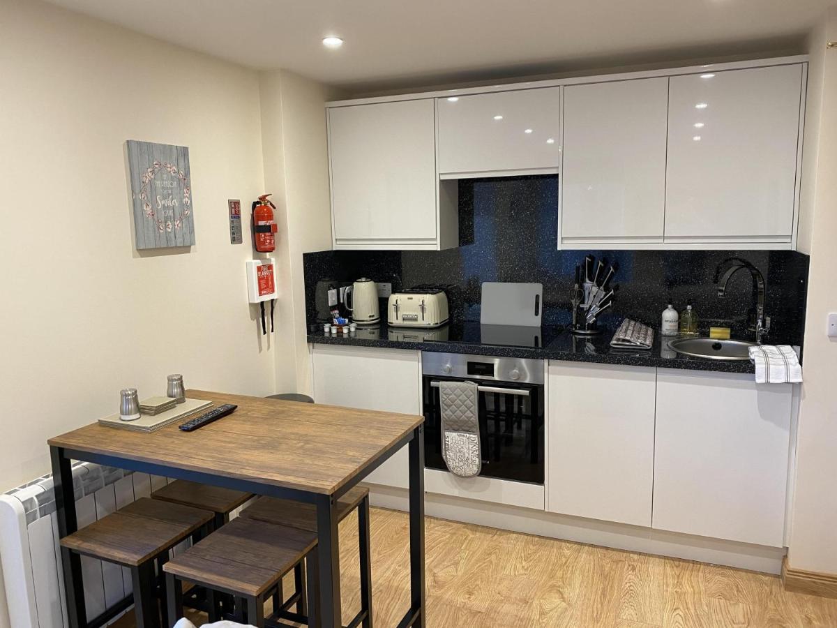 Waverley Inn Holiday Apartments إينفيرنيس المظهر الخارجي الصورة