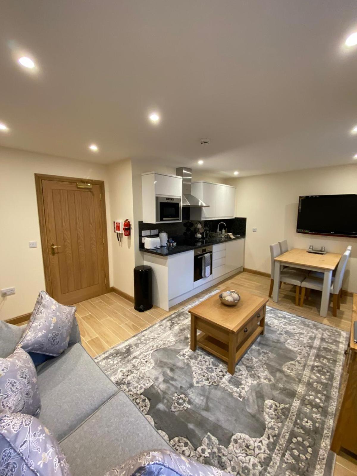 Waverley Inn Holiday Apartments إينفيرنيس الغرفة الصورة
