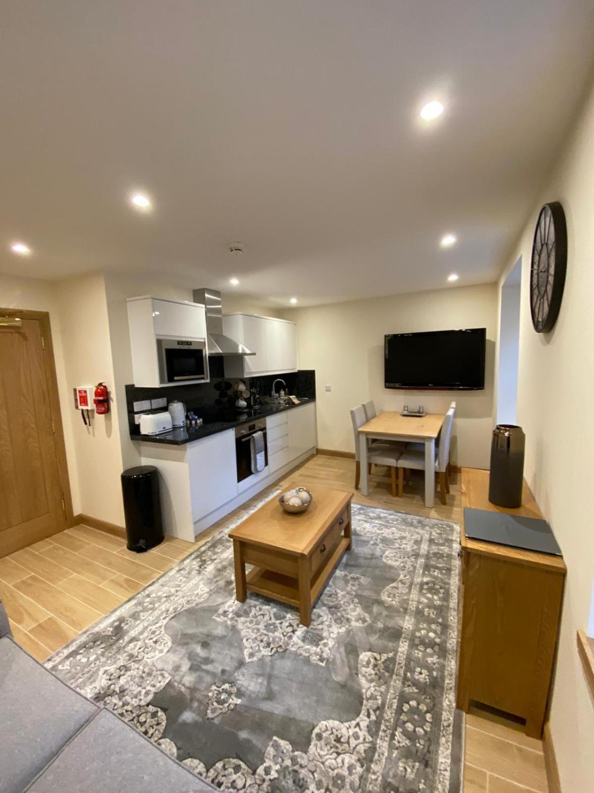 Waverley Inn Holiday Apartments إينفيرنيس الغرفة الصورة