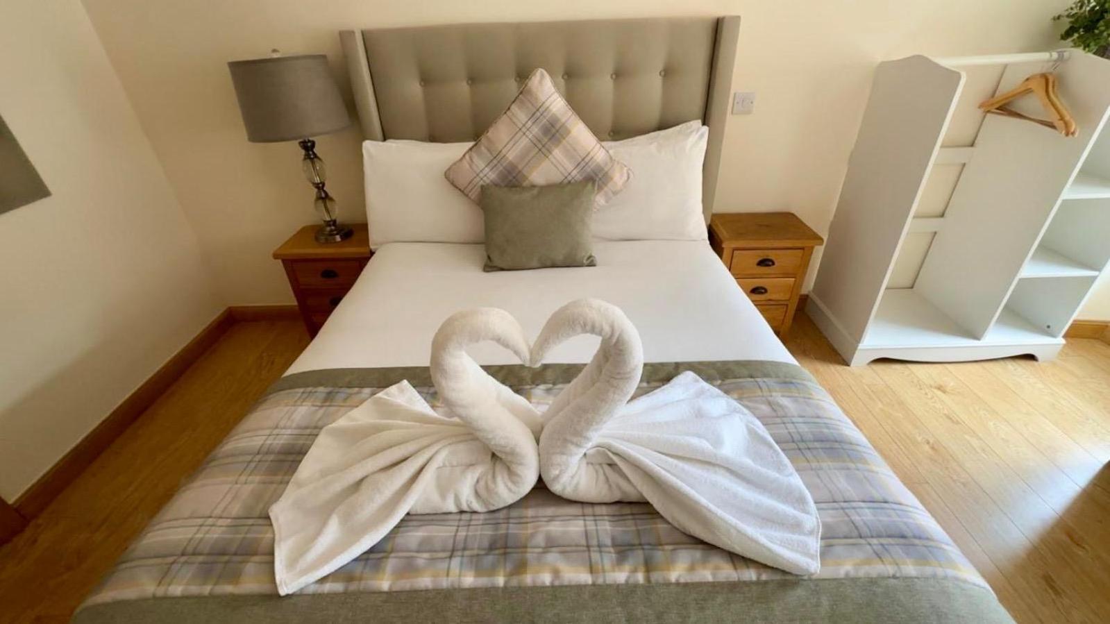 Waverley Inn Holiday Apartments إينفيرنيس المظهر الخارجي الصورة
